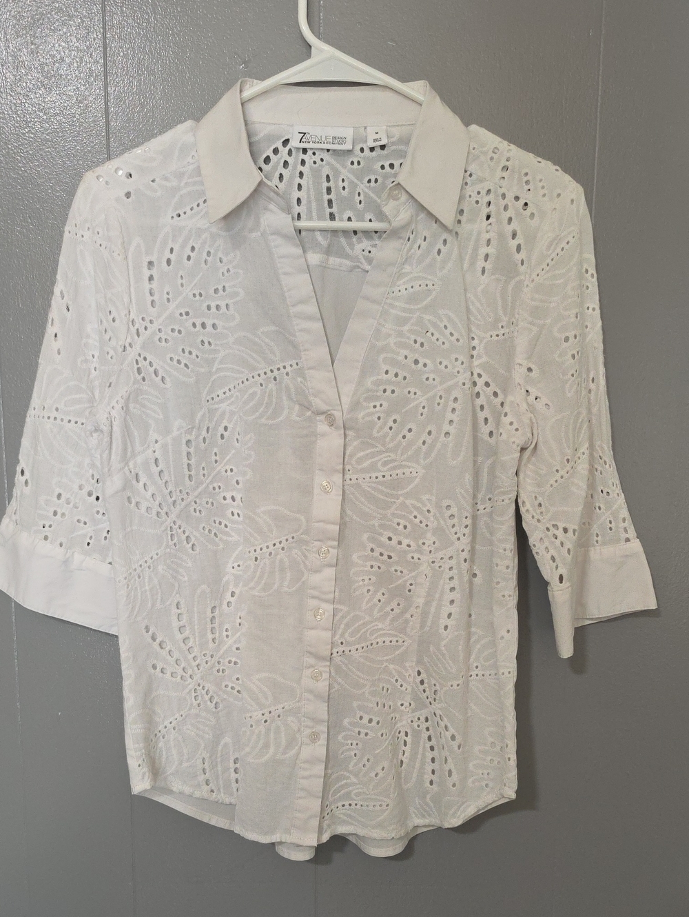 New York & Company White Eyelet Button-Front Shirt